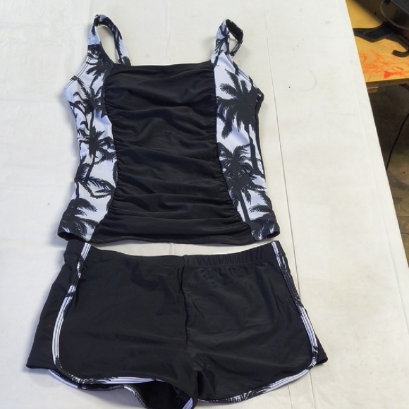 Black and White Palm Tree Tankini Set -M - Picture 1 of 6